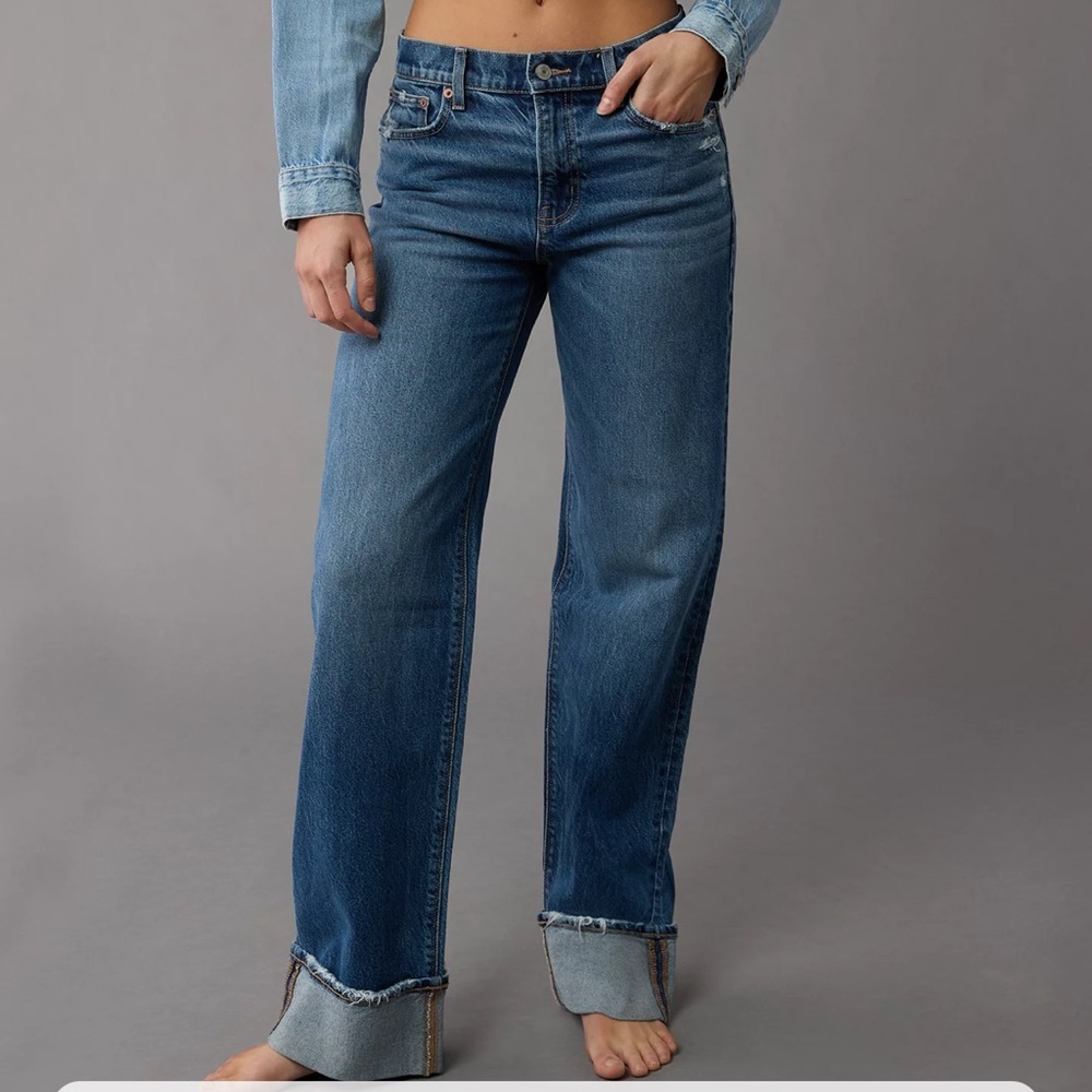 AE High Waisted Cuffed Stovepipe Jeans NWT